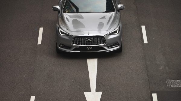 INFINITI Q60 2021 Selector de Modo de Manejo