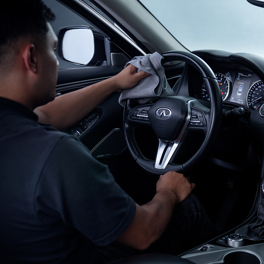 Asientos de QX60 2025 / Efecto hidrofóbico