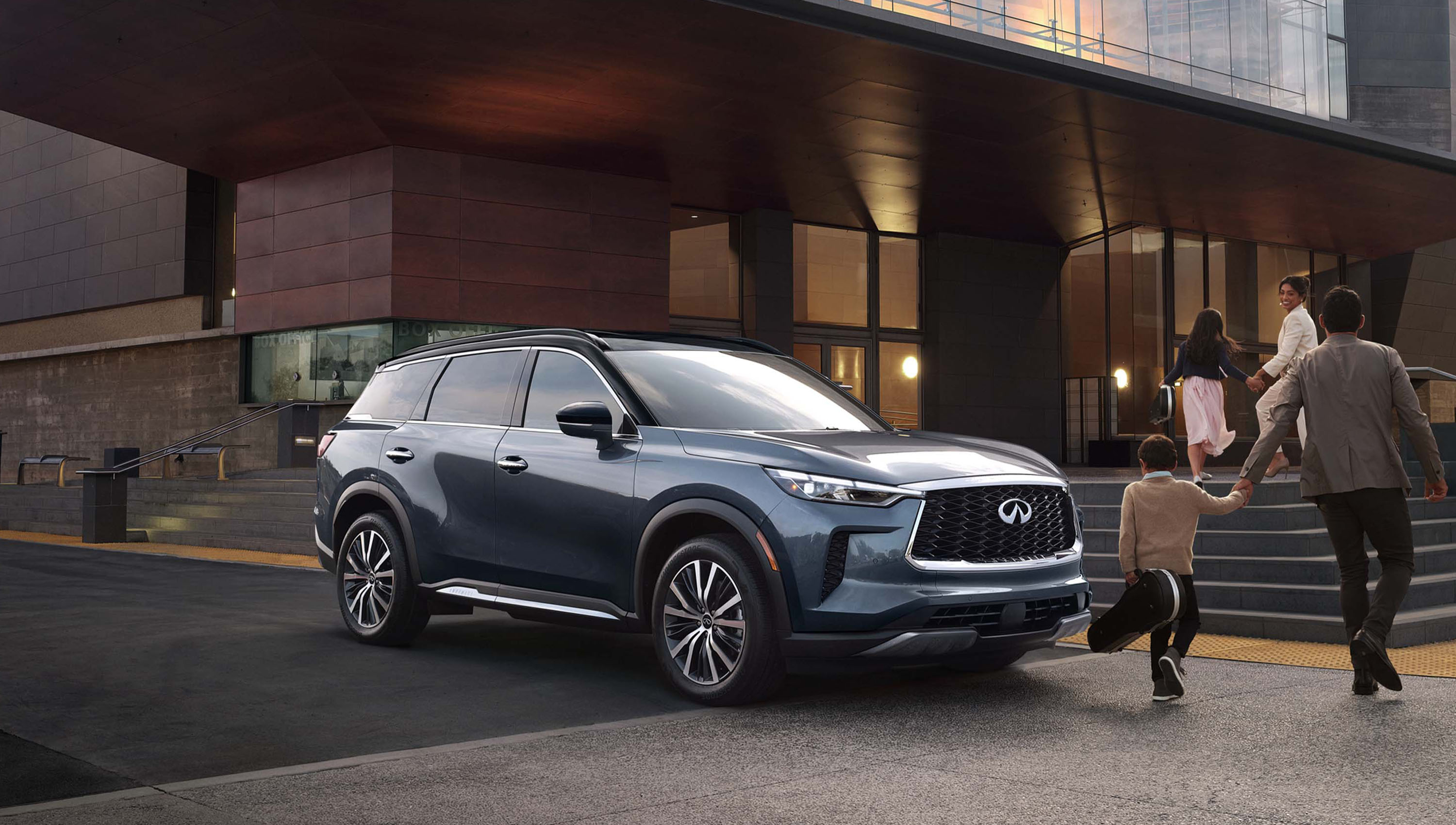 2023 INFINITI QX60 3 Row SUV INFINITI