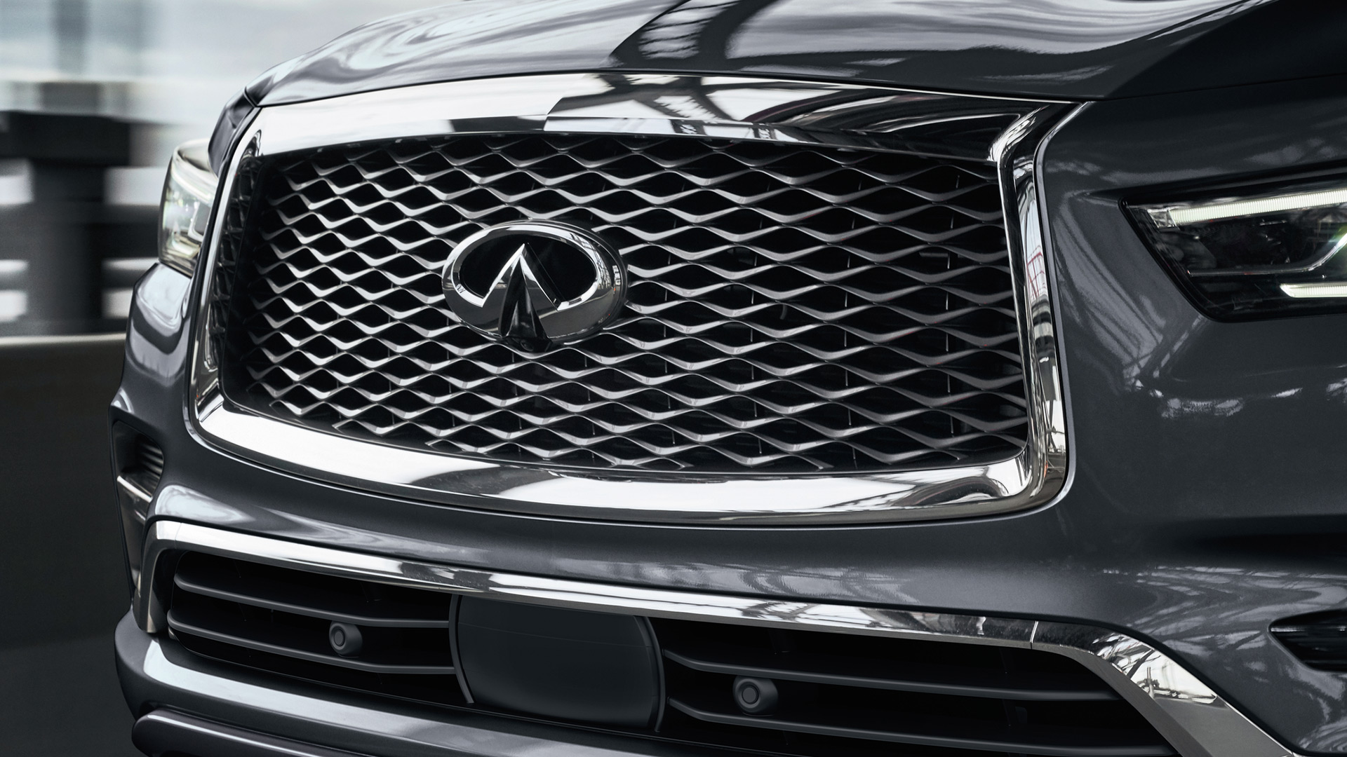 2024 INFINITI QX80 7-8 passenger SUV’s origami-influenced grille