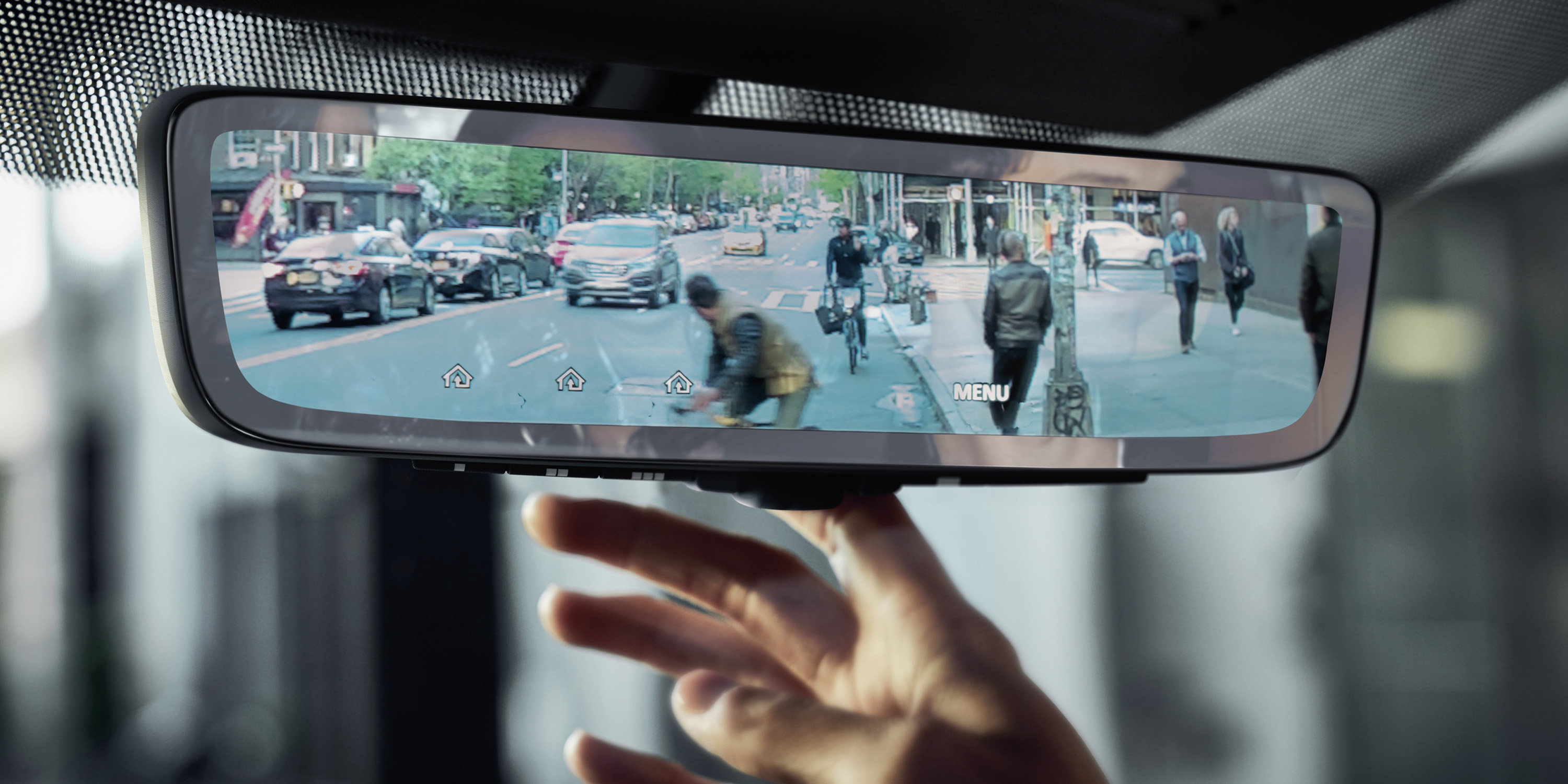 2024 INFINITI QX80 7-8 passenger SUV’s rearview mirror