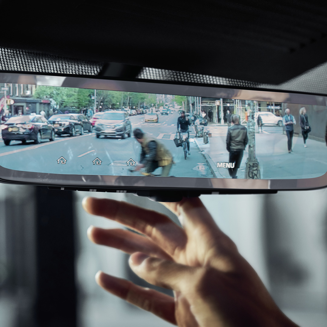 2024 INFINITI QX80 7-8 passenger SUV’s rearview mirror