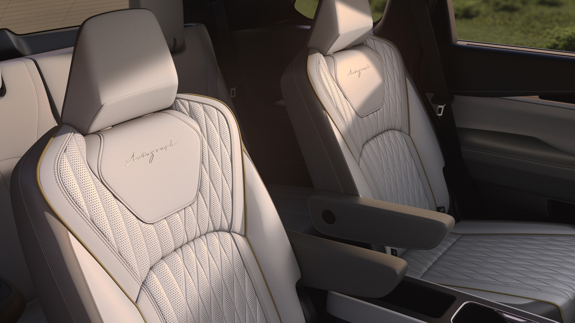 Quilted captain’s chairs with massage functionality in QX60 second row