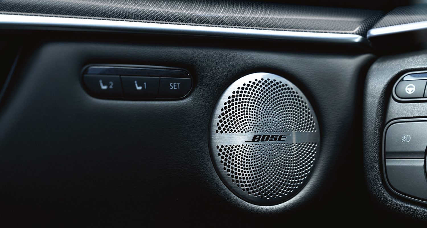 Bose audio system speakers inside the INFINITI QX50