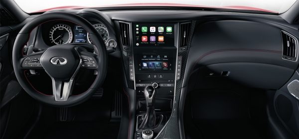 Consola de infoentretenimiento de un INFINITI