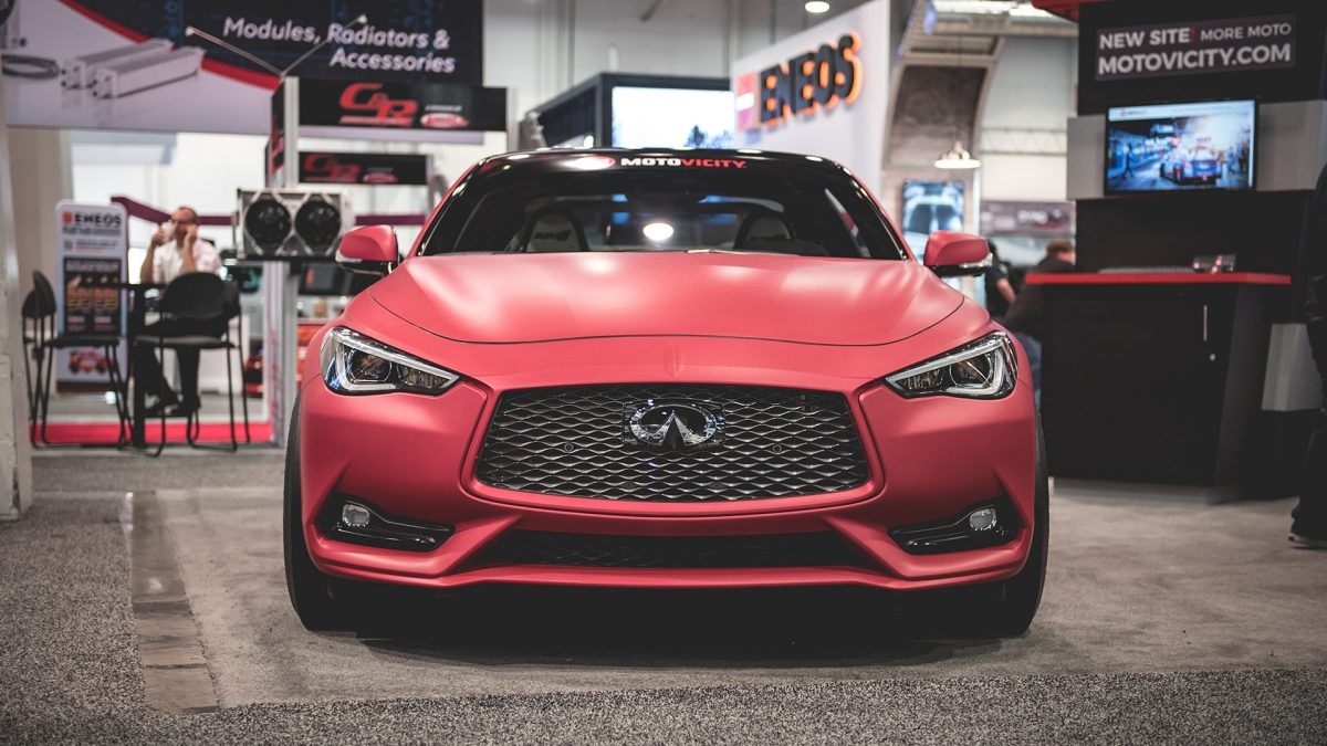 INFINITI Y AMS PERFORMANCE ROBAN MIRADAS EN SEMA, LAS VEGAS CON #INFINITIQ60 RED ALPHA